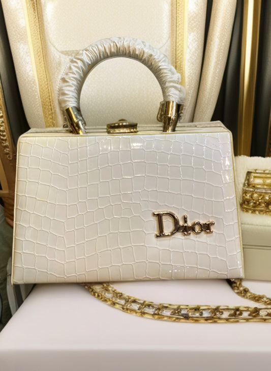White Crocodile Luxe Stylish & Spacious Bag